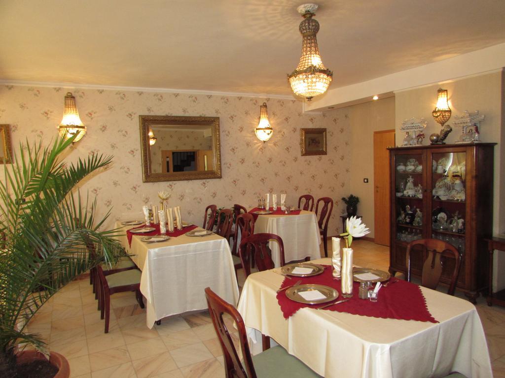Pension Dinu Residence Timisoara Exterior foto