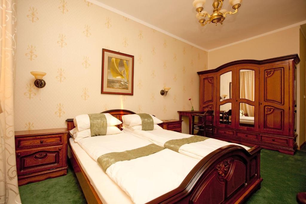 Pension Dinu Residence Timisoara Habitación foto